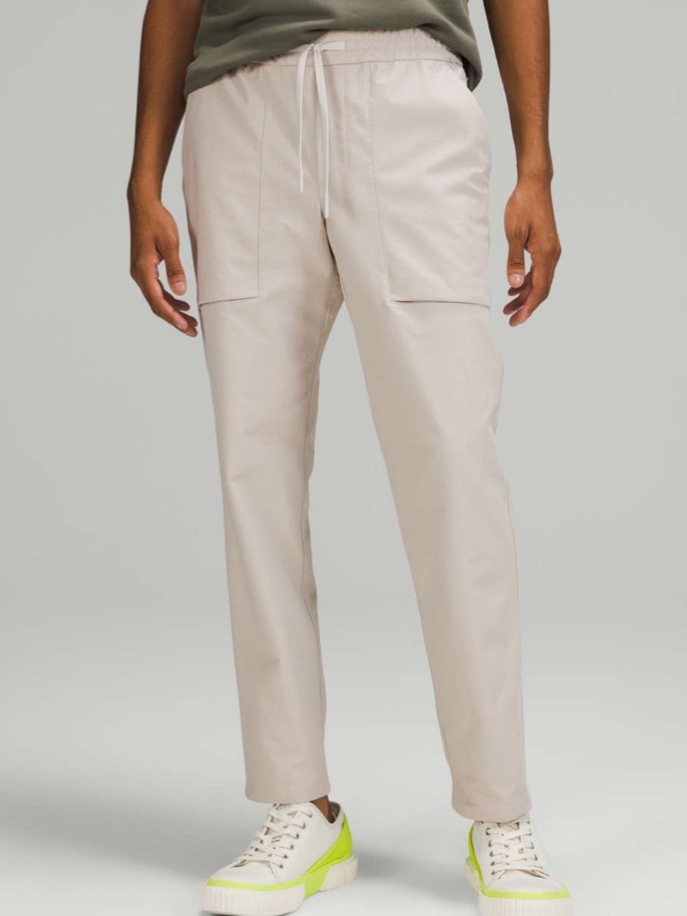 Lululemon Bowline Pant 30" *Utilitech
Dove Grey size Large